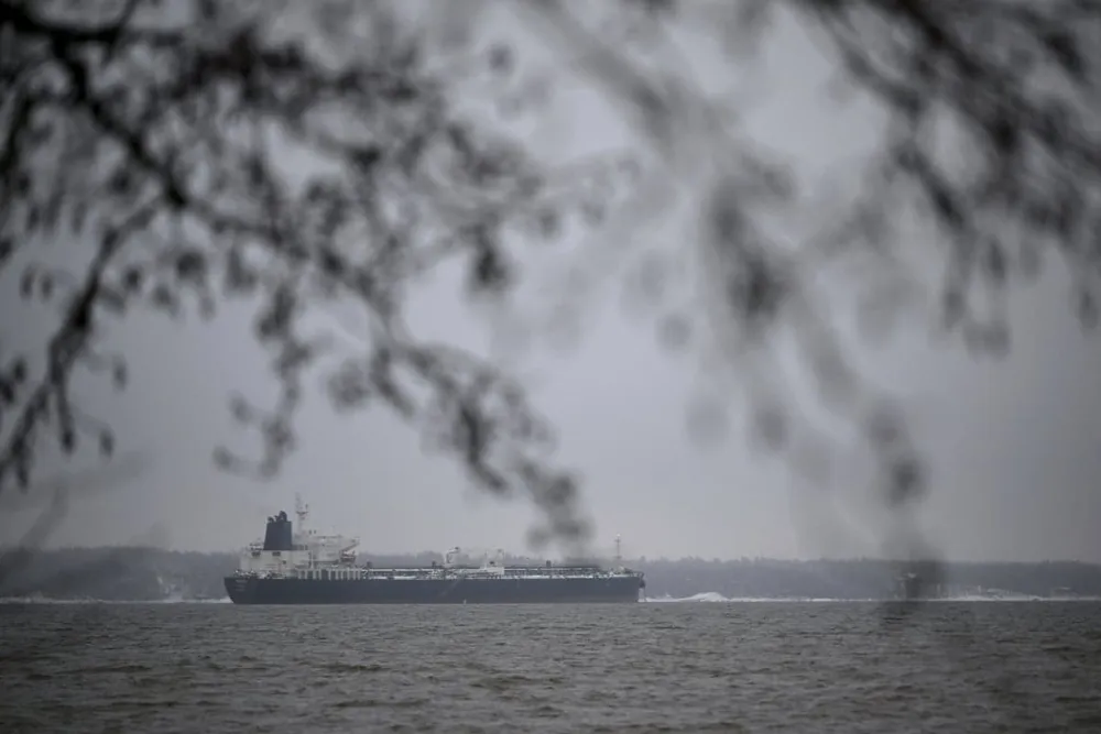 Swedish Navy Recovers Anchor Tied to Suspected Russian Shadow Fleet Involved in Baltic Cable Damage