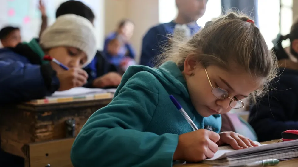 Syria's New Curriculum Changes by Islamist Authorities Raise Public Fears