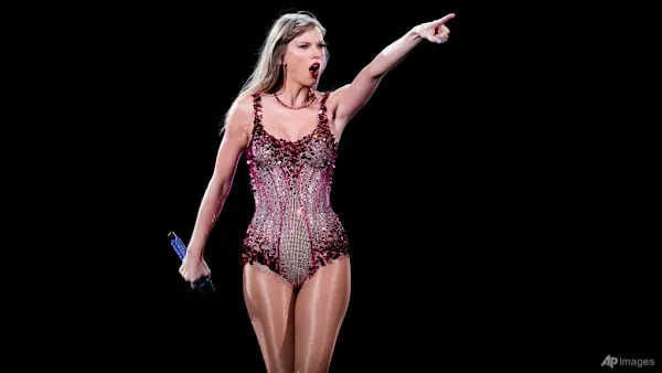 Taylor Swift’s The Life of a Showgirl shatters first-day, vinyl and cinema records across US, UK