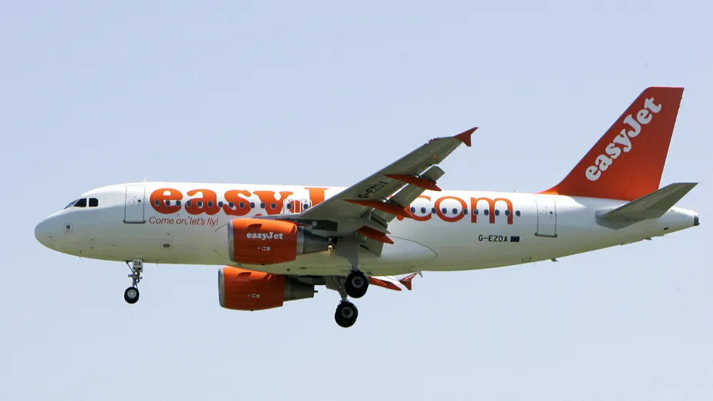 Teen's Disruptive Behavior Forces EasyJet Flight Diversion, Passengers Upset Over Christmas Travel Disruption