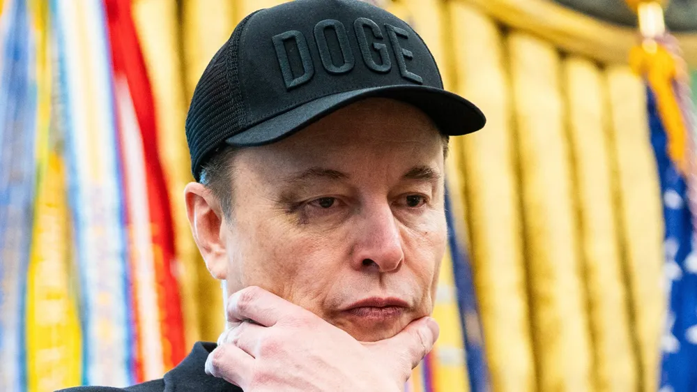 Tesla Shares Plummet Amid Elon Musk and Trump Feud Over Spending Bill