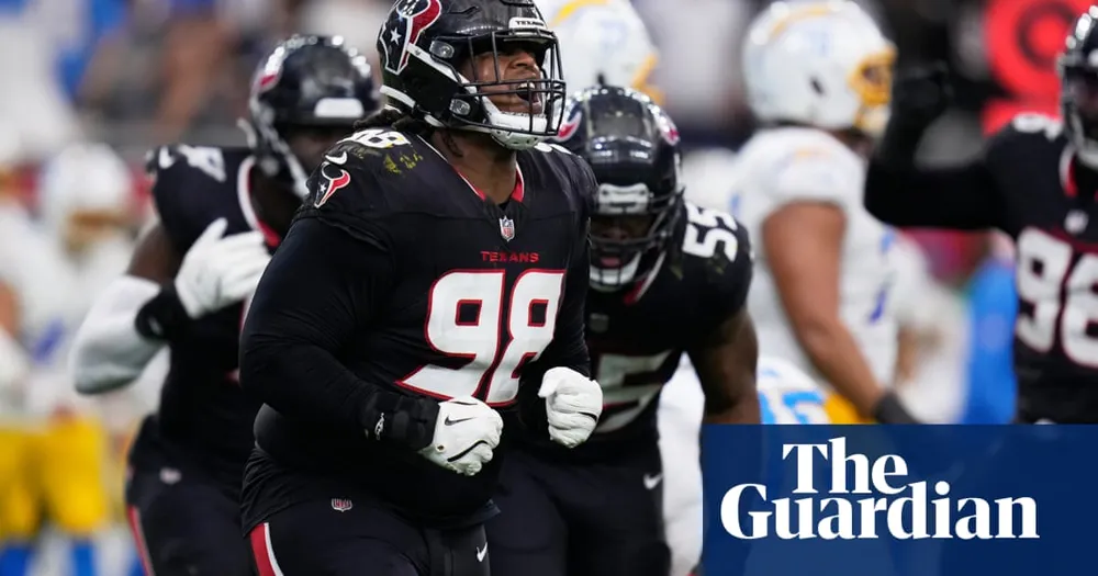 Texans Dominate Chargers 32-12 to Advance in NFL Playoffs