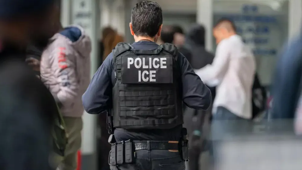 Texas Teacher Invites ICE to Raid High School, Sparking Investigation