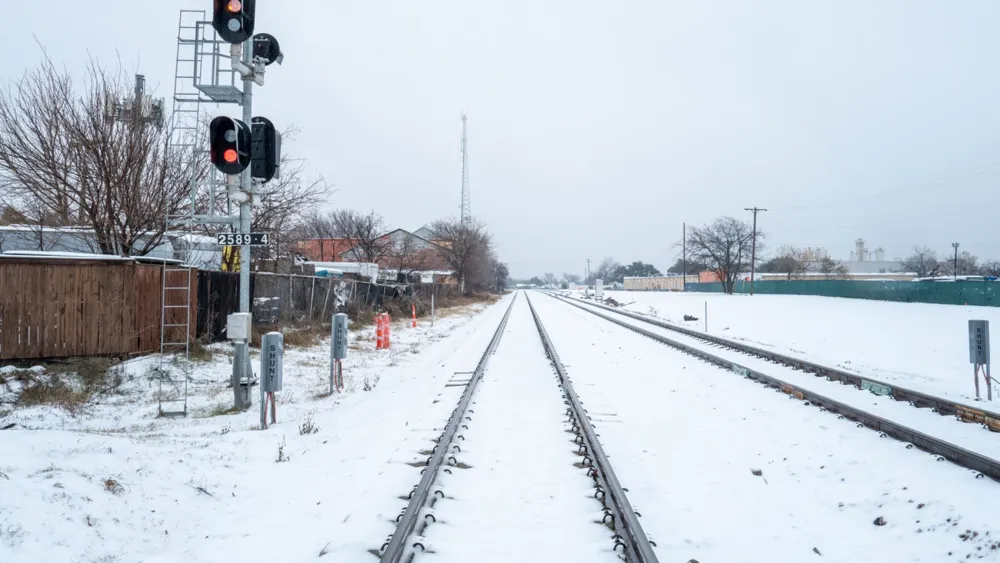 Texas Under Freeze Warnings as Polar Vortex Approaches