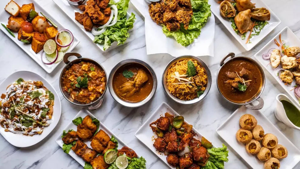 The Evolution of Indian Cuisine: Blending Tradition with Modern Innovation