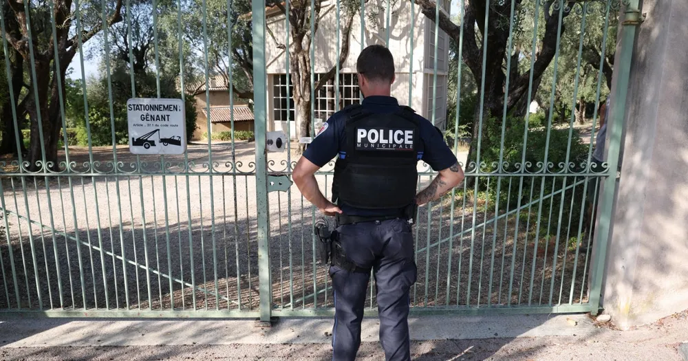 Thieves steal €9 million worth of art from Renoir Museum in southern France