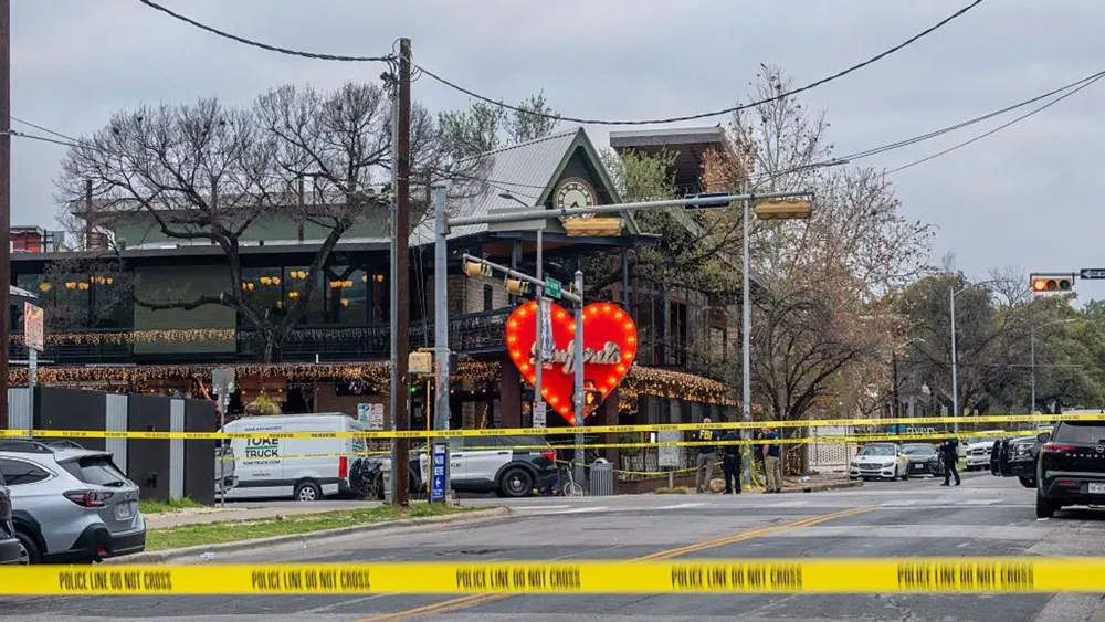 Texas bar shooting leaves 3 dead, including shooter; 14 injured