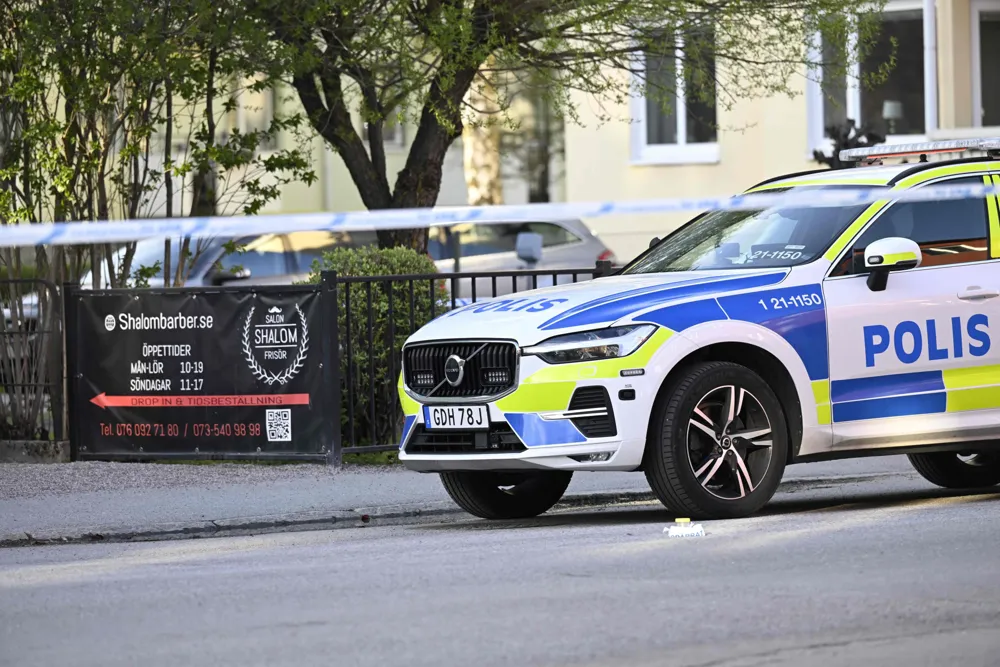 Shooting in Uppsala Leaves Three Dead as Police Hunt for Suspect