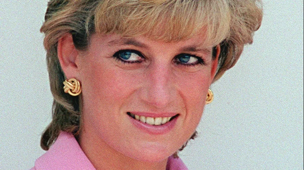 Time Capsule Sealed by Princess Diana at GOSH Finally Unearthed