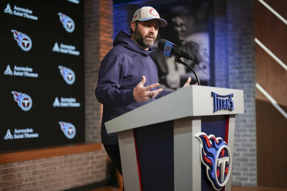 Titans aim to rebound after disappointing 3-14 season and secure No. 1 draft pick