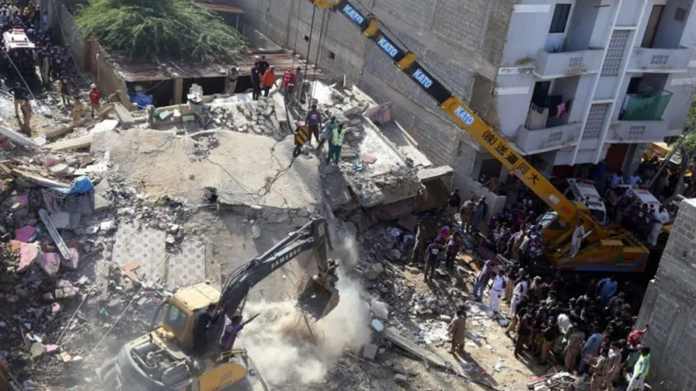 Tragic Building Collapse in Morocco's Fes Claims 19 Lives