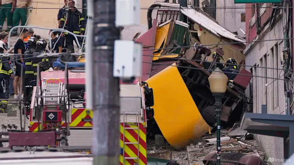 Tragic Derailment of Lisbon's Gloria Funicular Leaves At Least 15 Dead