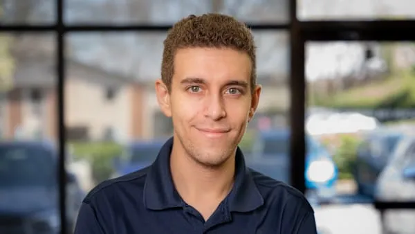 Acclaimed Chess Grandmaster Daniel Naroditsky Dies at 29, Leaving Community in Mourning