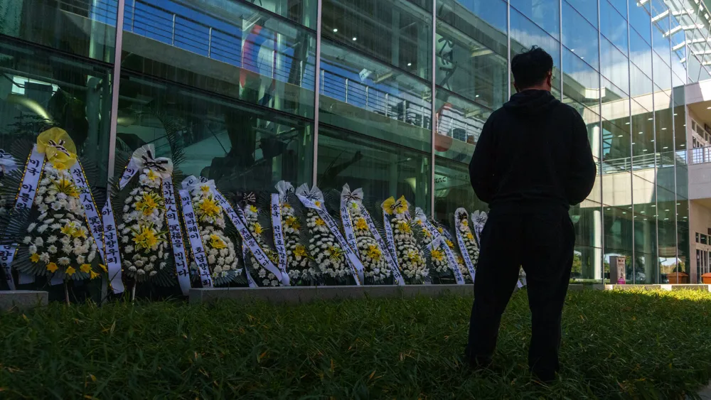 Tragic Plane Crash in South Korea Claims 179 Lives, Including a New Grandfather