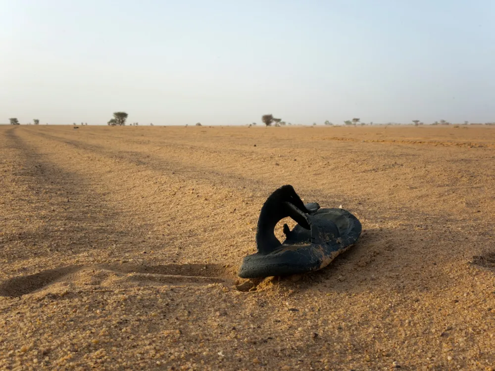 Tragic truck breakdown in Niger desert leads to 49 deaths from thirst