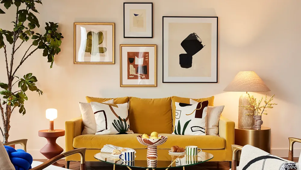 Transform Your Living Space with Art: Expert Tips for a Refreshing Home Makeover