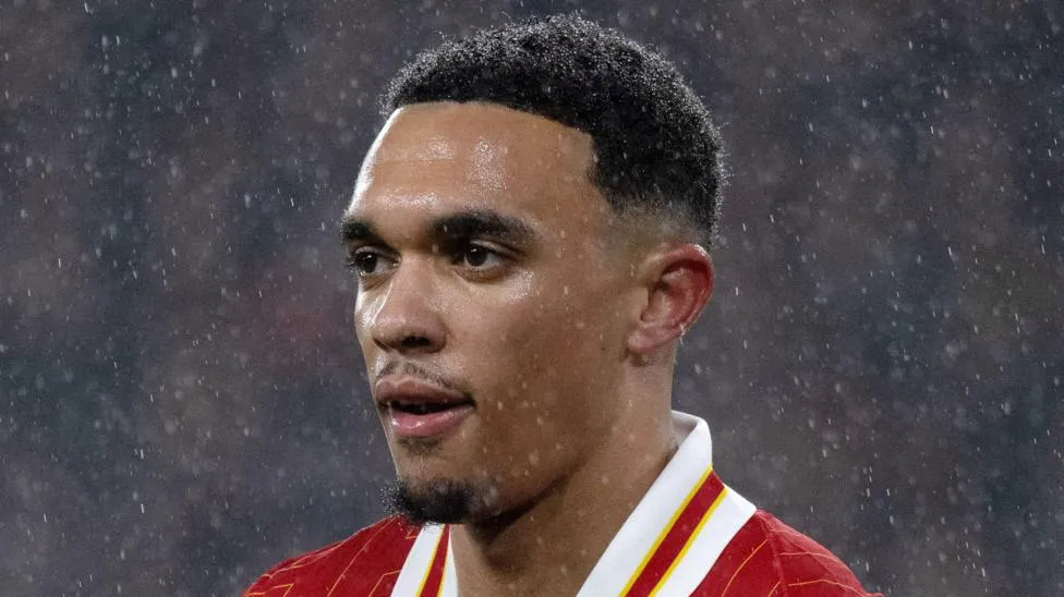 Trent Alexander-Arnold's Struggles Against Manchester United Amid Transfer Speculation