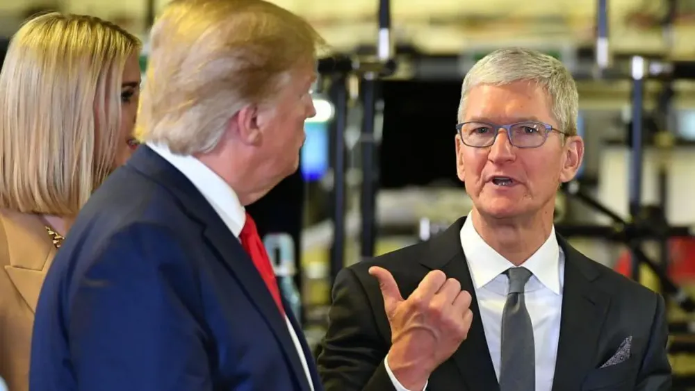 Apple Pledges $100 Billion to U.S. Manufacturing Amid Tariff Pressures