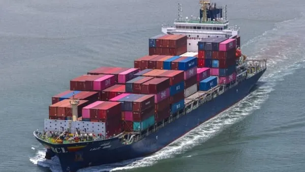 Trump Announces Trade Deal with Vietnam, Imposing 20% Tariff While Transshipments Face Increased Levy