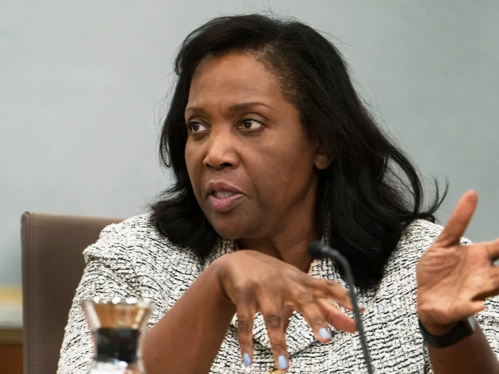 Trump Demands Resignation of Fed Governor Lisa Cook Amid Mortgage Fraud Allegations