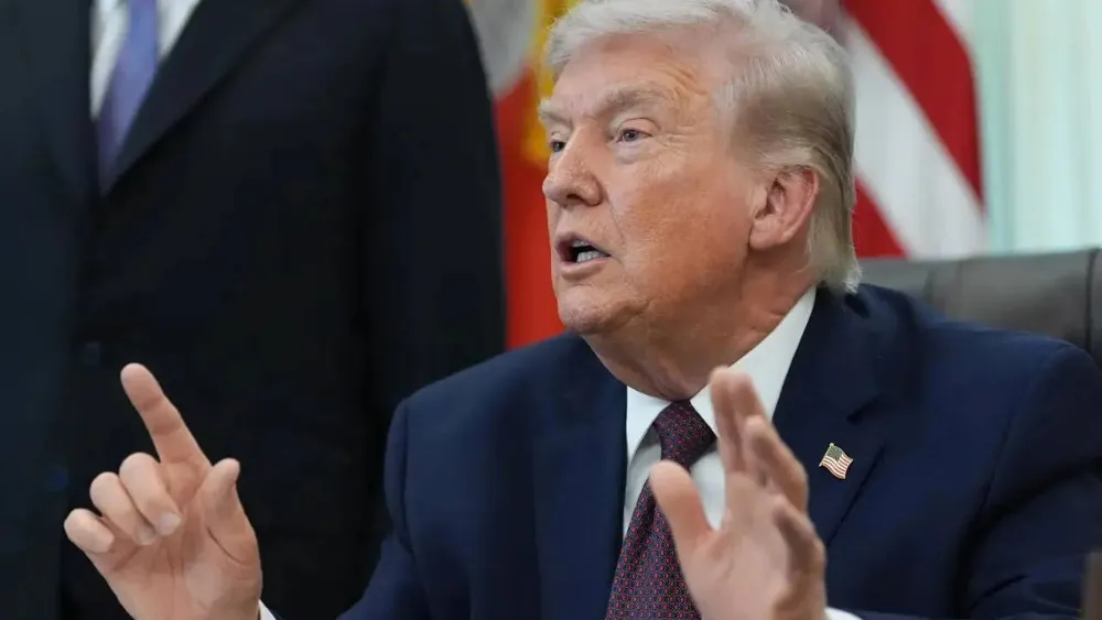 Trump Claims US Can Reopen Strait of Hormuz, Seize Oil Amid Ongoing Iran Conflict