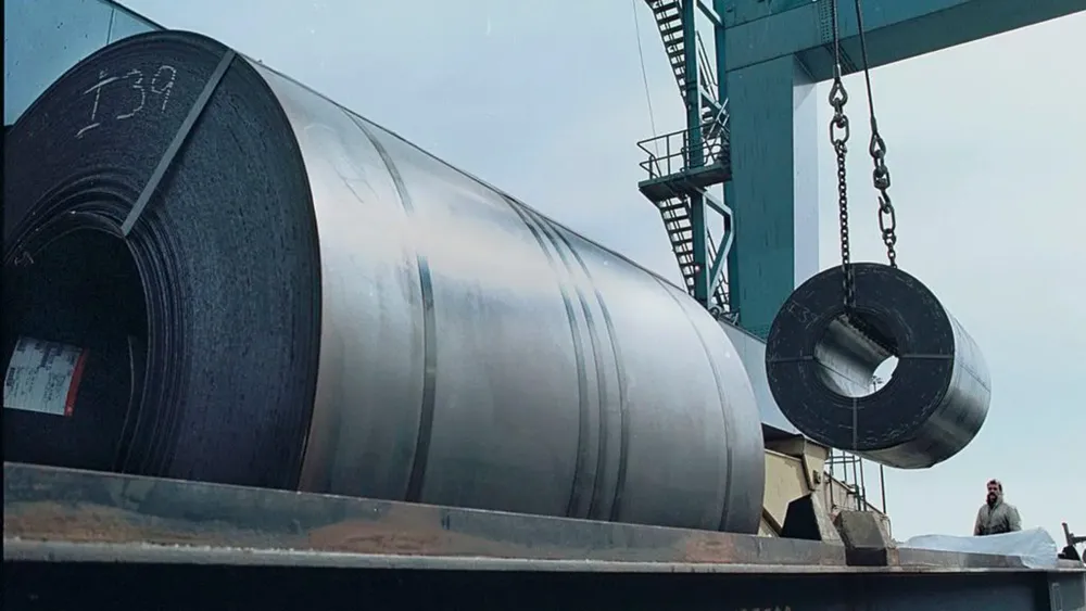 Trump Doubles Tariffs on Steel and Aluminum to 50%, Escalating Trade Tensions