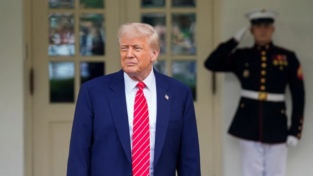 Trump Concludes Middle East Tour with $1.4 Trillion Investment from UAE and Major Technology Deals