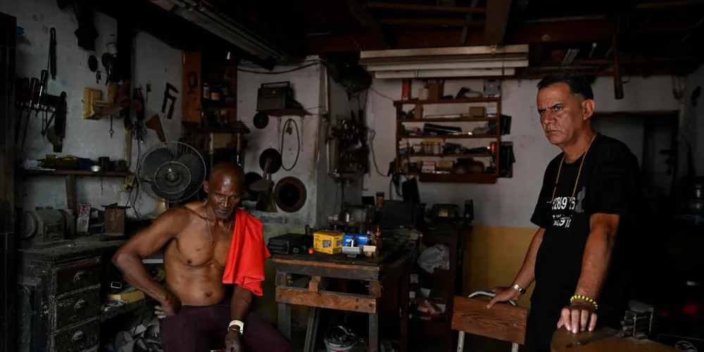 Trump escalates threats against Cuba amid power crisis and oil embargo