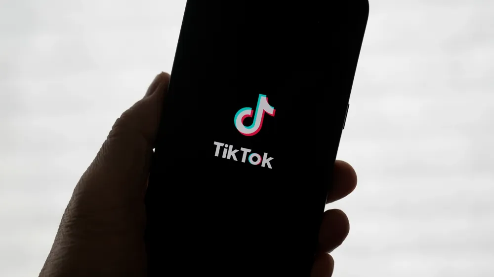 Trump Extends TikTok Sale Deadline for a Third Time Amid Ongoing Negotiations