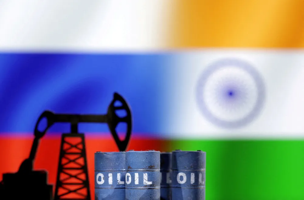 Trump Threatens Higher Tariffs on India Over Russian Oil Imports
