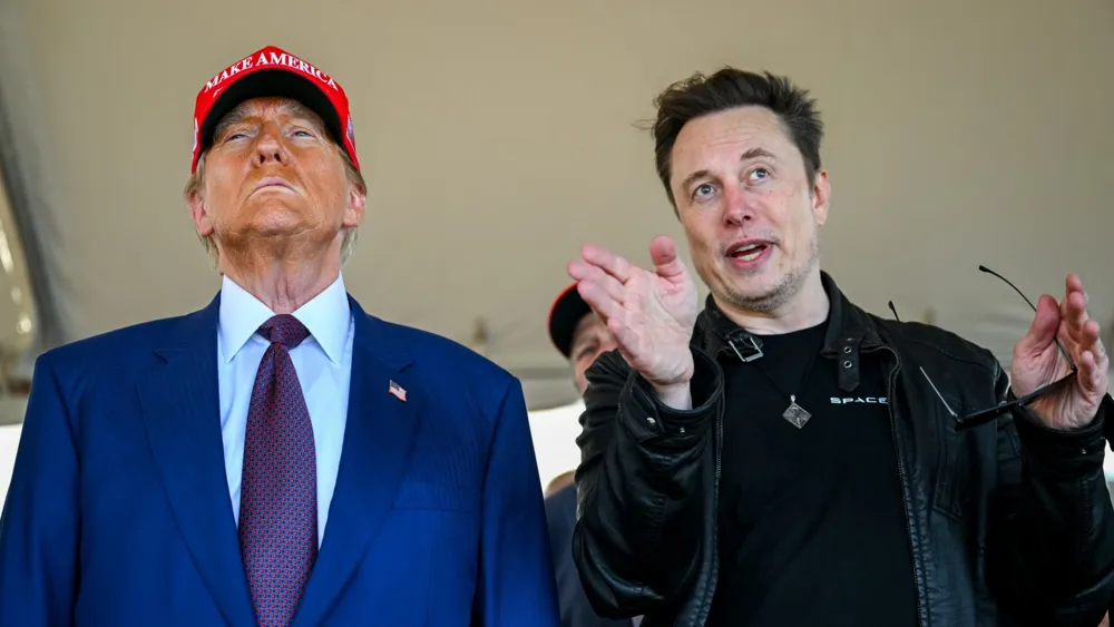 Trump Navigates Tensions Between Musk's H-1B Visa Advocacy and Public Opinion