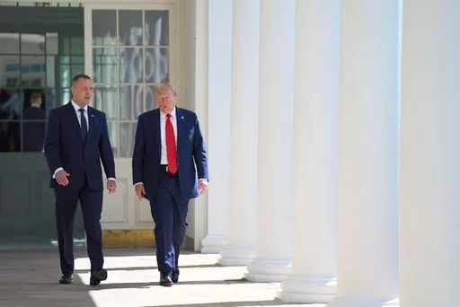 Trump Offers Increased U.S. Military Presence During Meeting with Poland's New President Nawrocki