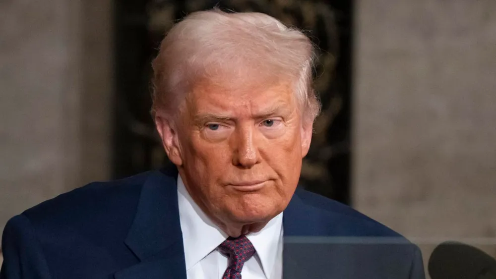 Trump Invites South African Farmers to Seek US Citizenship Amid Funding Cuts