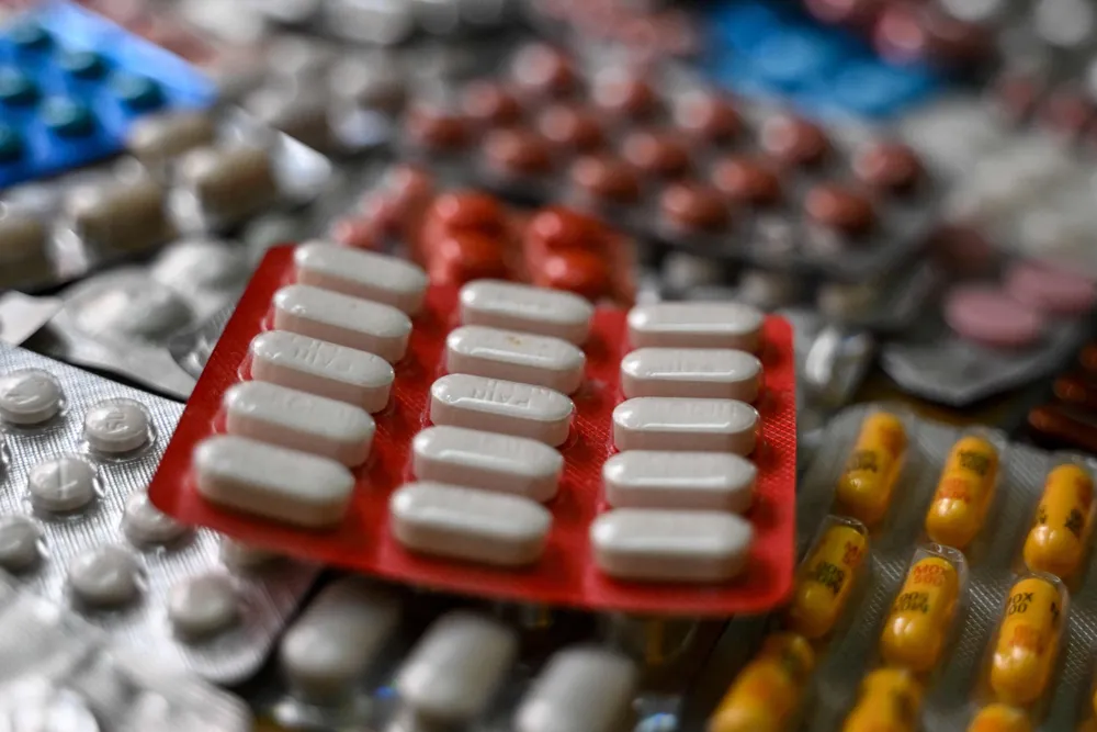 Trump's Proposed 200% Tariffs on Imported Drugs Raise Concerns Over Price Hikes and Shortages