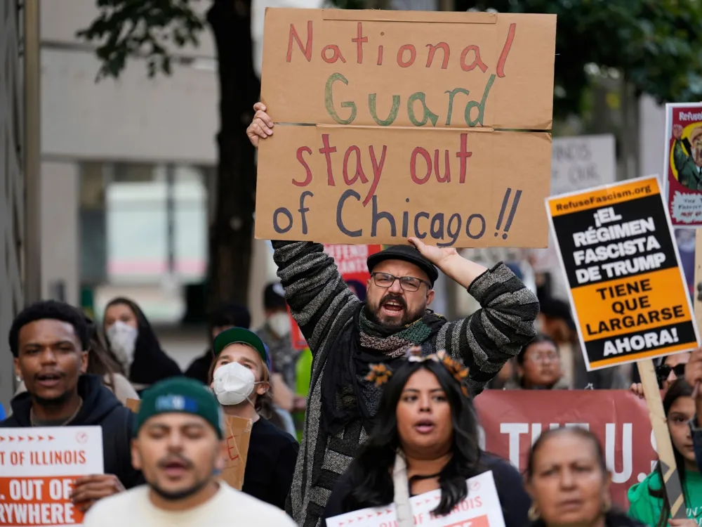 Trump Intensifies Threats Over Chicago With Calls for Military Intervention