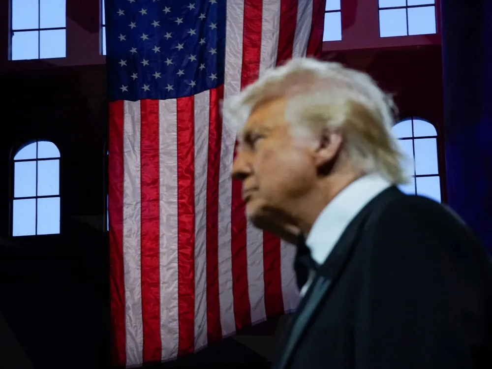 Trump Urges GOP to Win Midterms or Face Impeachment Risks