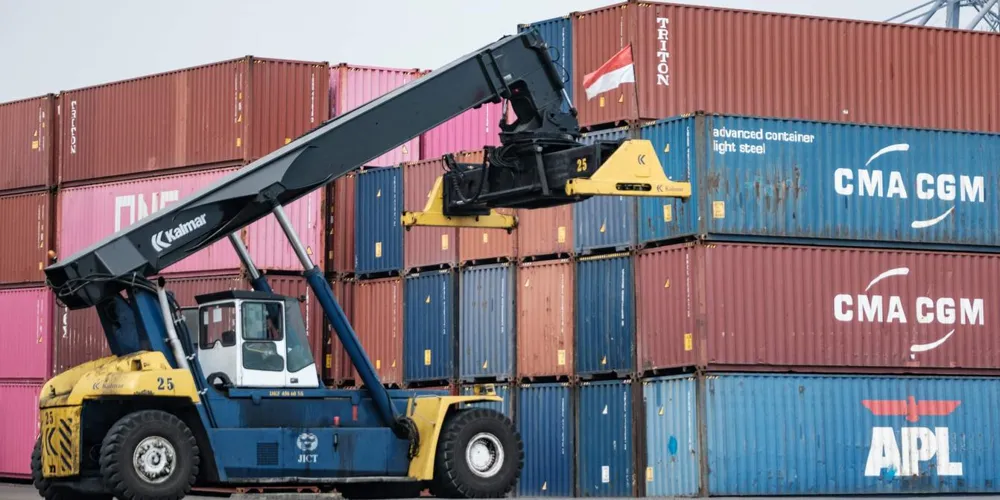 Trump’s New Tariffs Activate, Impacting Global Trade Dynamics