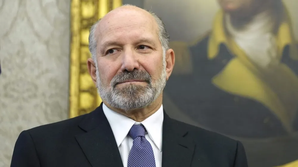 Trump Confirms 25% Tariffs on Mexico and Canada Set to Begin Tuesday Amid Trade War Fears