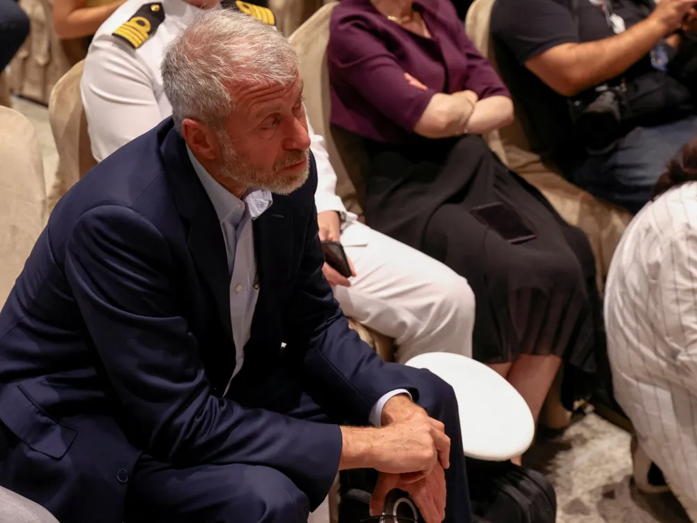 UK demands Abramovich to release Chelsea sale funds for Ukraine or face court action