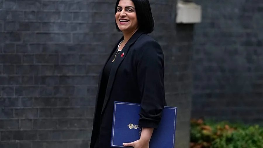 UK to Halt Study Visas for Nationals from Four Countries Amid Asylum Surge