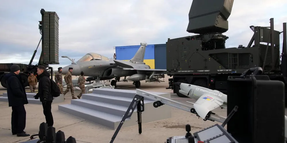 Ukraine to Acquire Up to 100 French Rafale Jets in Historic Defense Agreement