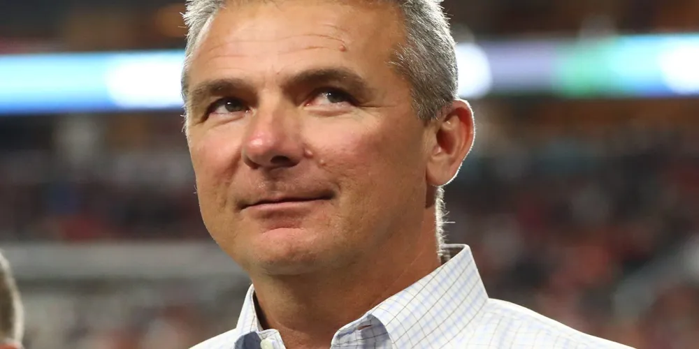 Urban Meyer receives boos during Orange Bowl Hall of Fame induction ahead of Penn State-Notre Dame game