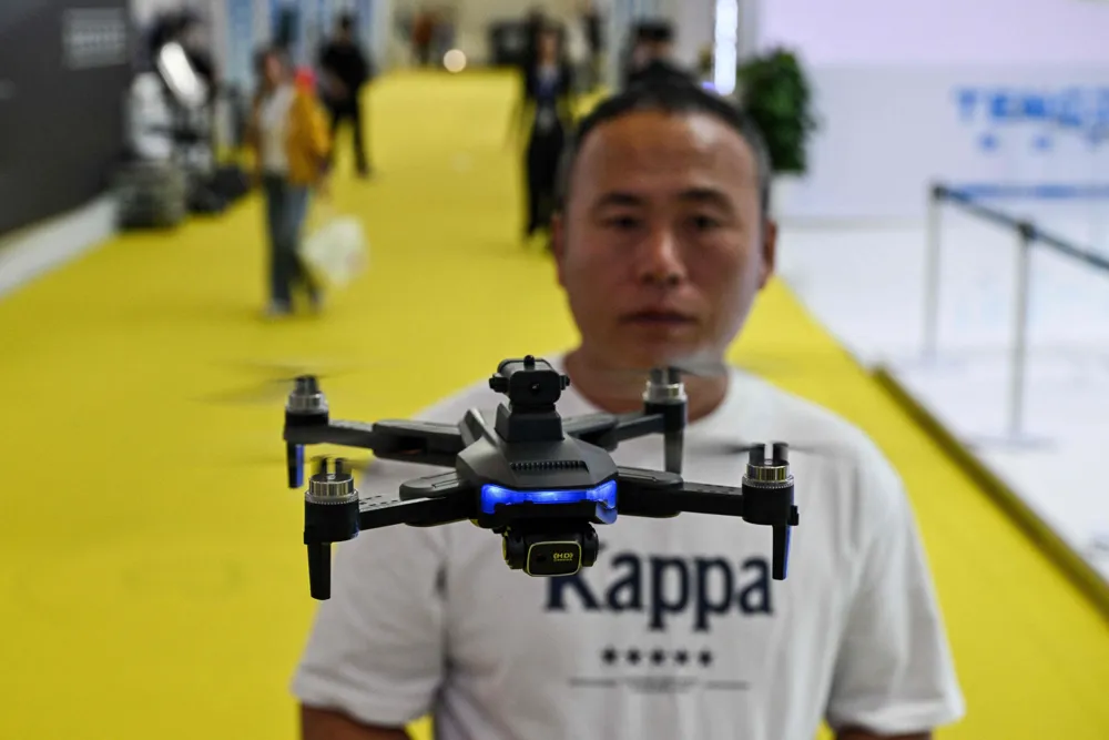 US Bars Approvals for New Drone Models from DJI and Other Foreign Manufacturers