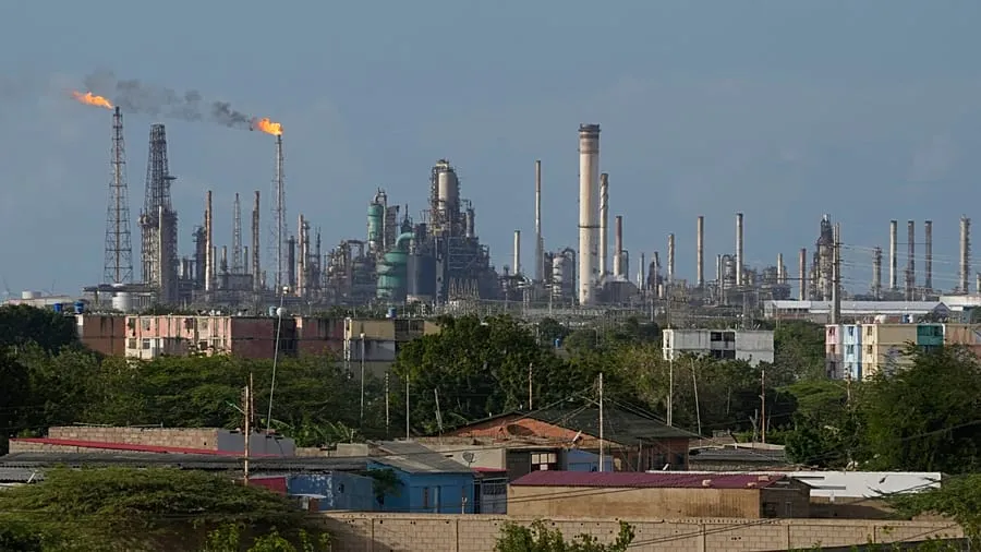 U.S. Completes First Sale of Venezuelan Oil Valued at $500 Million