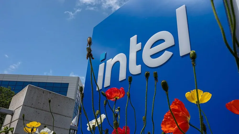 US Government in Talks to Acquire Stake in Intel Amid CEO Controversy