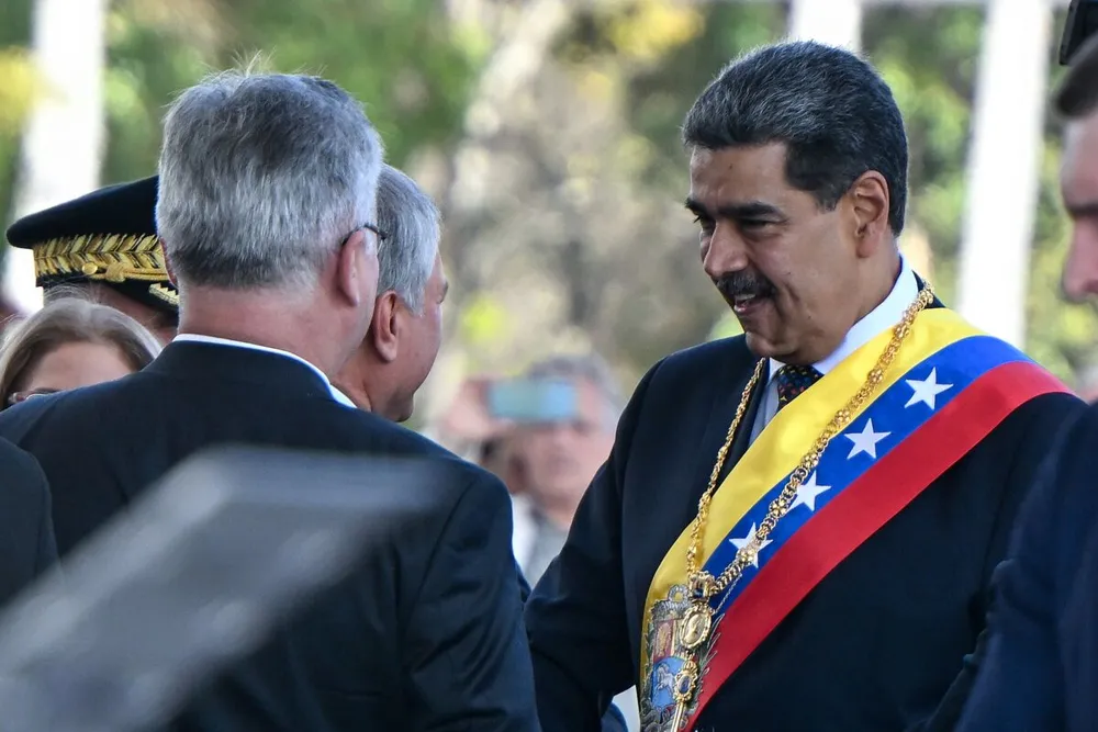 US Intensifies Pressure on Maduro with Increased Rewards and Sanctions