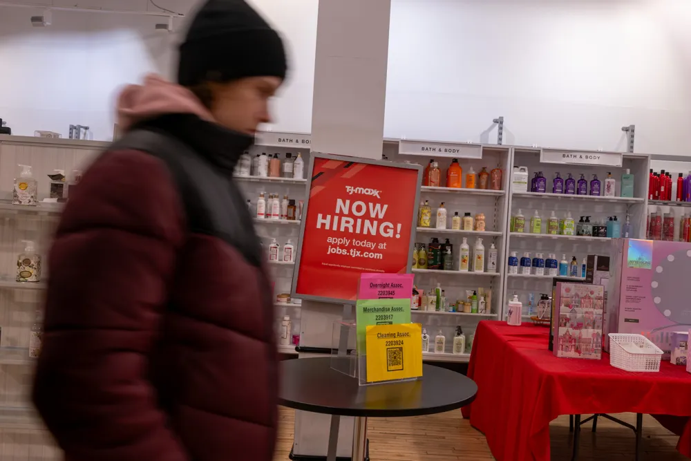 U.S. Job Growth Shows Resilience Amid Rising Unemployment Rate