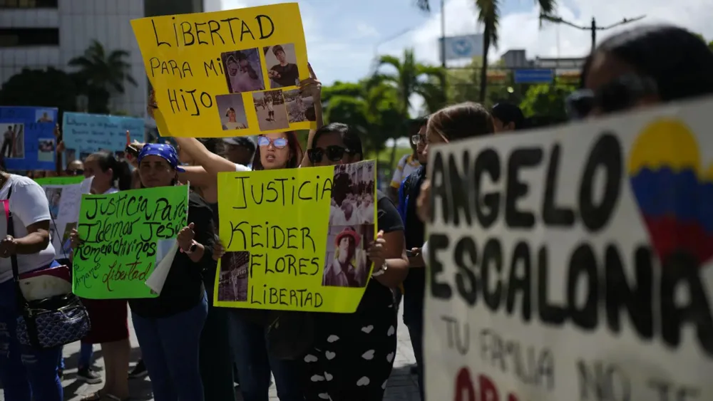 US Intelligence Agencies Dismiss Trump’s Claims Regarding Venezuelan Gang Ties