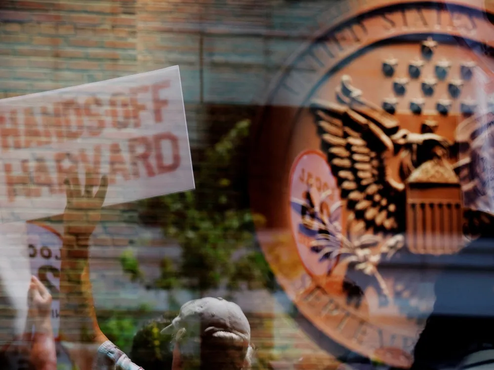 US Investigates Harvard's Compliance with Exchange Visitor Visa Program Amid Political Tensions