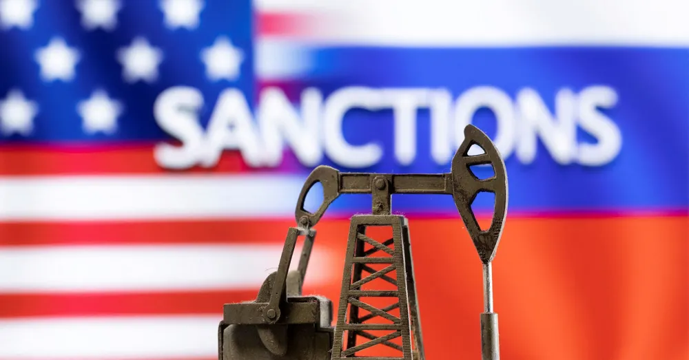 US to impose new sanctions on Russian oil tankers amid Ukraine conflict